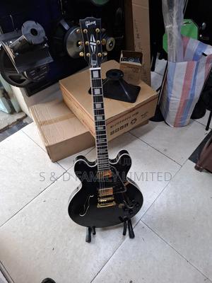 Black Gibson ES-335 Guitar - thumbnail 2