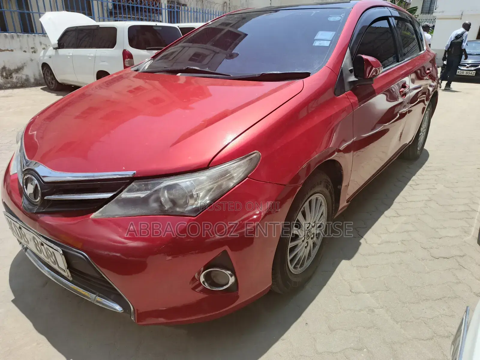 Toyota Auris 2014 Burgundy