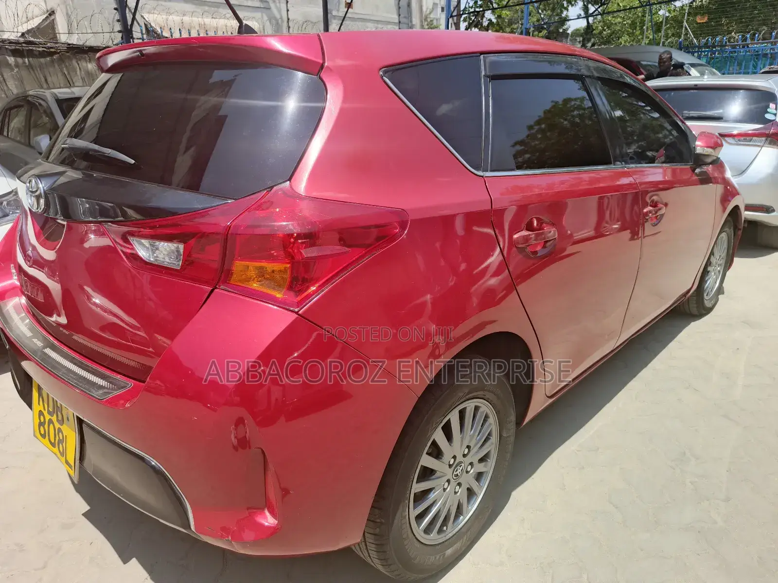 Toyota Auris 2014 Burgundy
