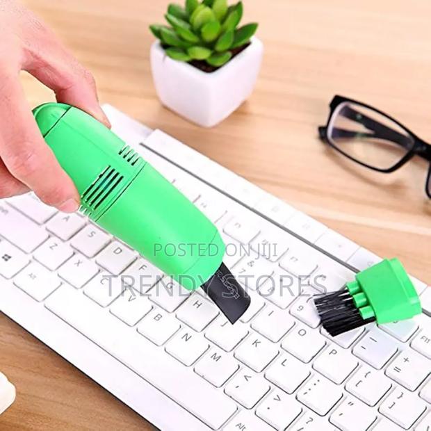 Mini USB Vacuum Cleaner - main view