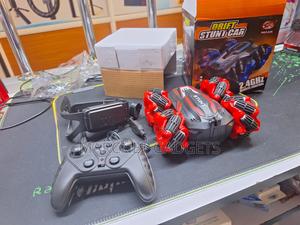 Rachargeable Drift Stunt Car With Remote Gesture Watch - thumbnail 2