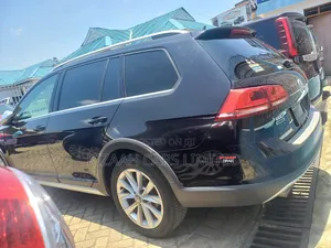 Volkswagen Golf Alltrack TSI SE AWD 4MOTION 2017 Black