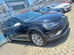 Volkswagen Golf Alltrack TSI SE AWD 4MOTION 2017 Black