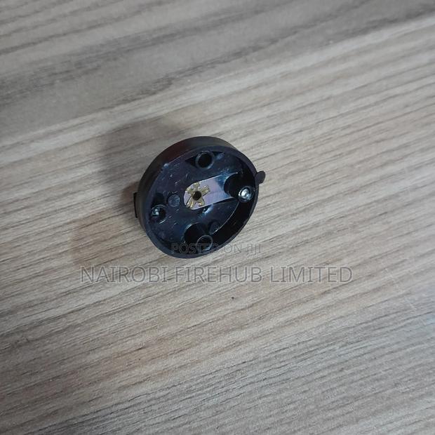 Buld Holder for School Lab - thumbnail 3