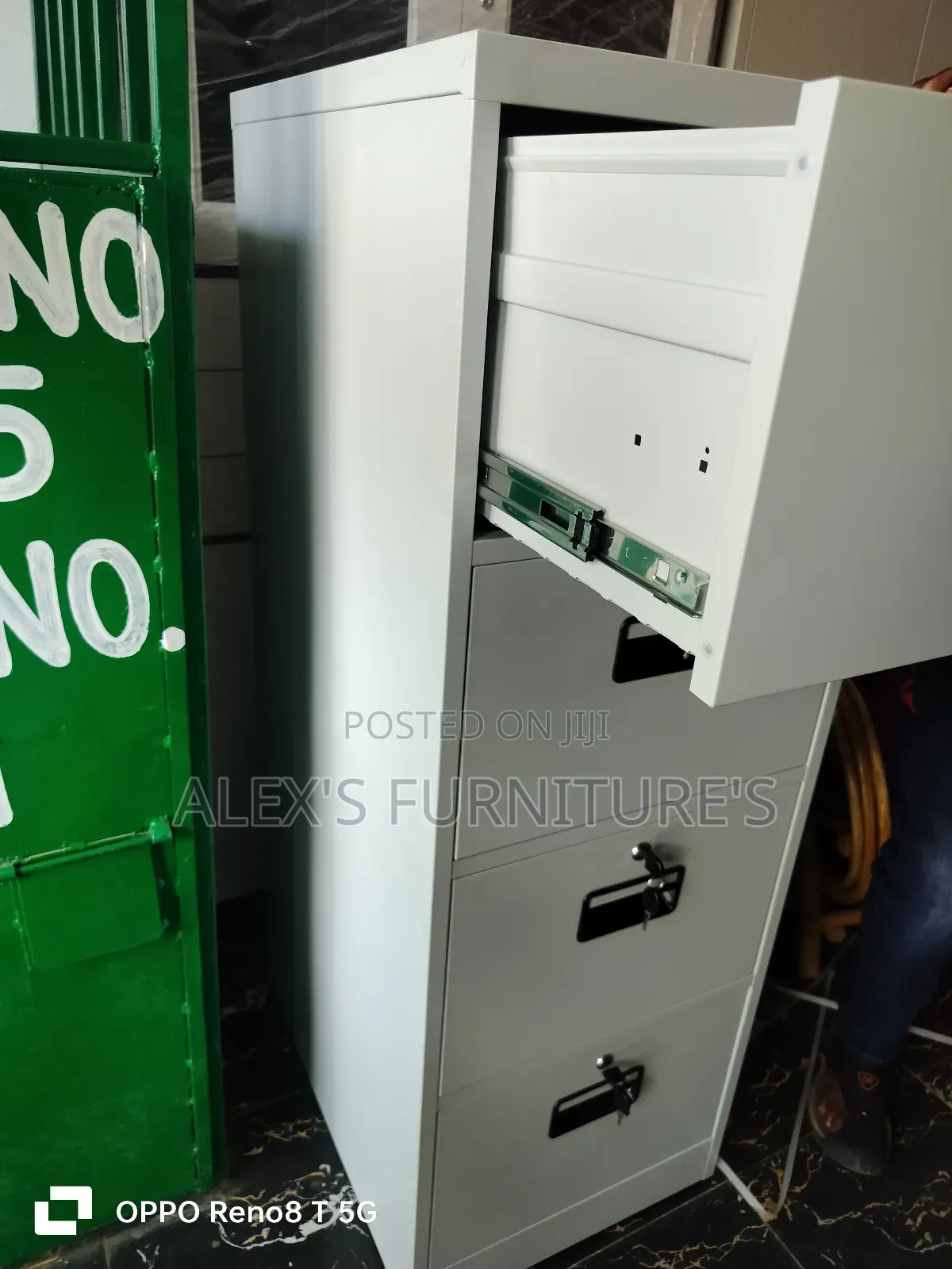 8 Keys Cabinet Filling Cabinet