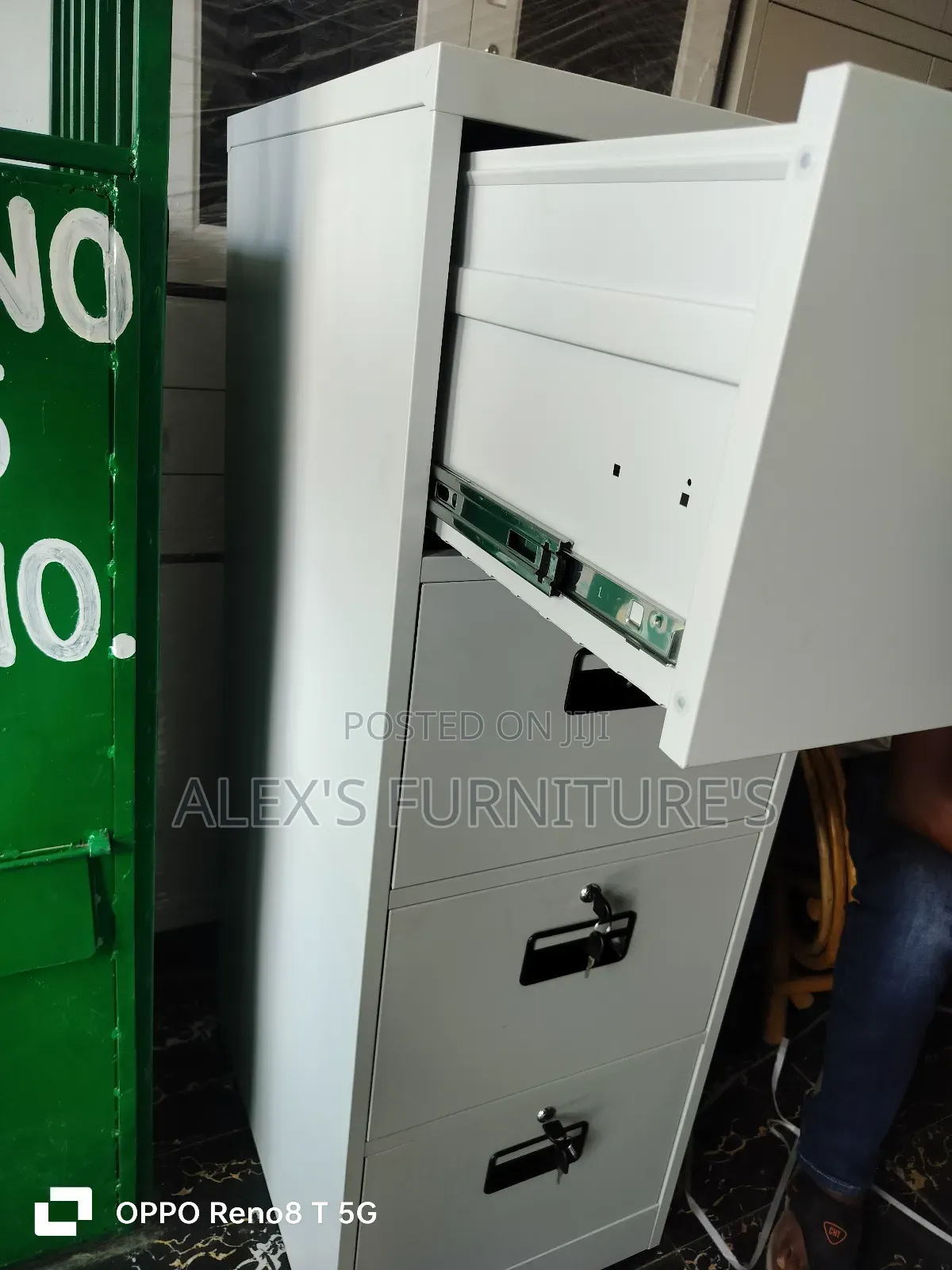 8 Keys Cabinet Filling Cabinet