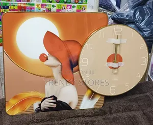 Light Luxury Wall Clock Decor