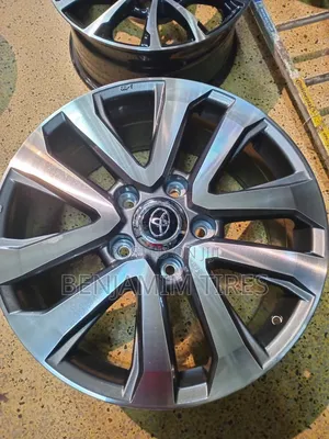 Brand New Rims Sizes 20 Inch for Landcruiser V8.