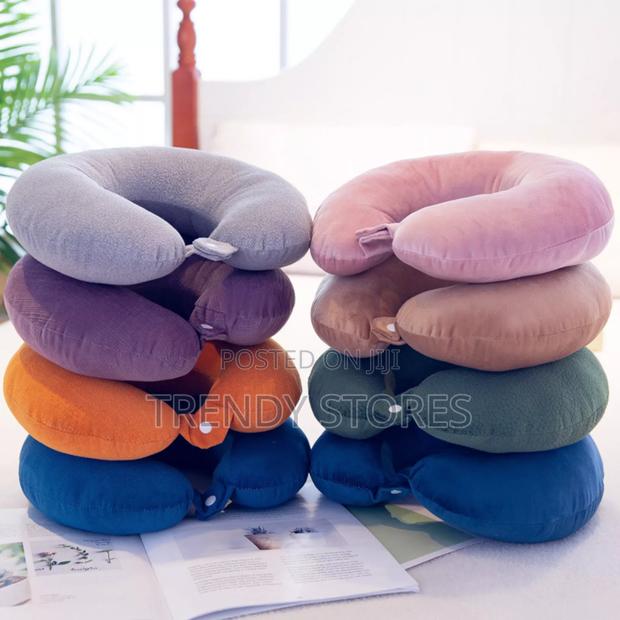 Travel Kneck Pillow With Microseeds - main view