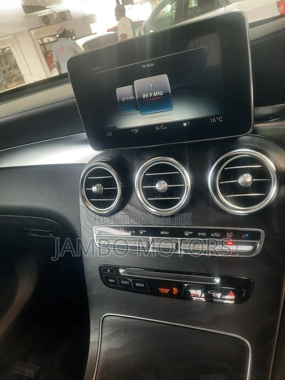 Mercedes-Benz GLC-Class 2018 Silver