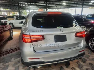 Mercedes-Benz GLC-Class 2018 Silver