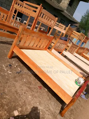 Fancy 5*6 Hardwood Framed Bed