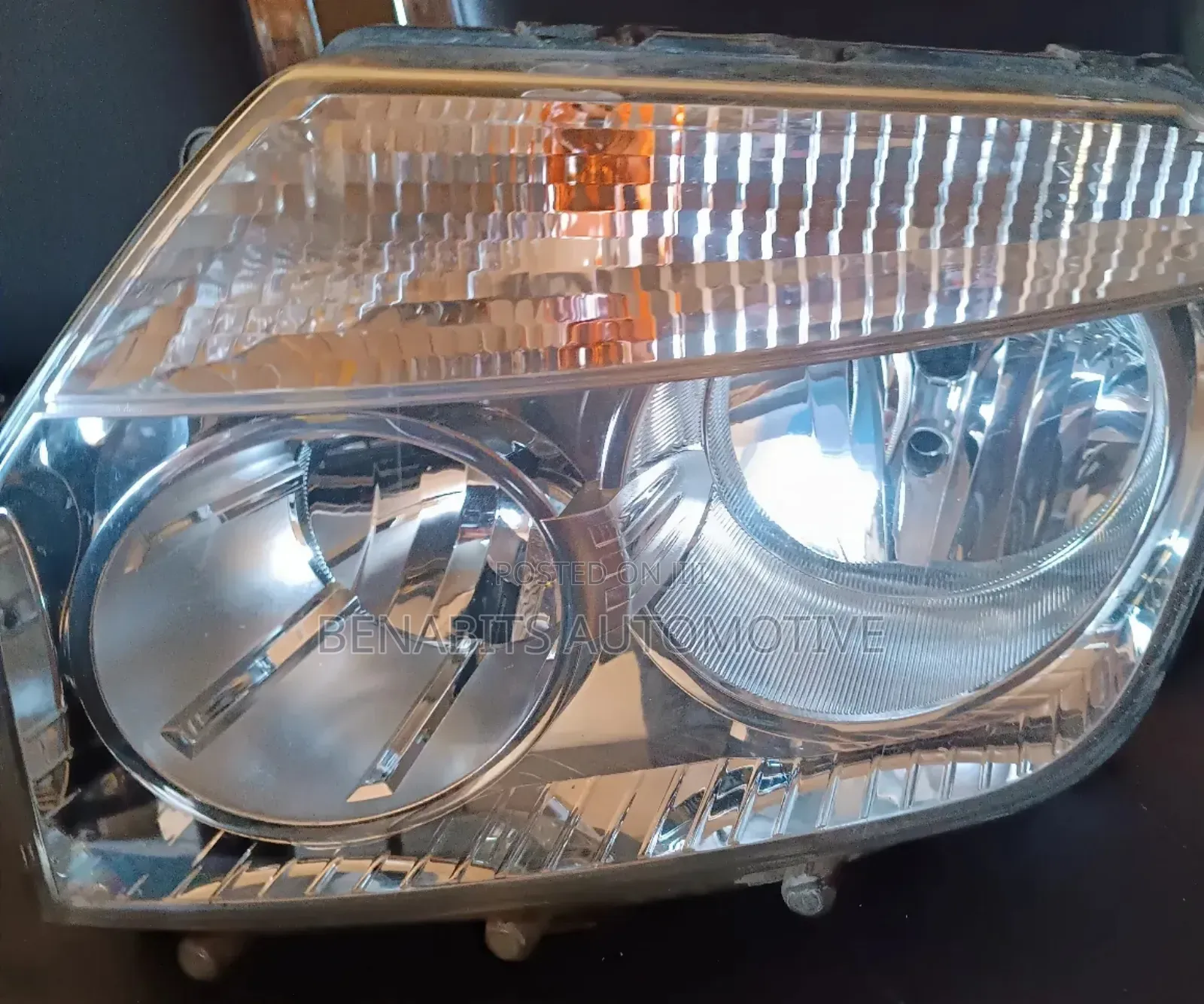 Renault Duster 1 Headlights