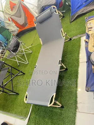 Foldable Bed Very Portable and Comfortable to Sleep