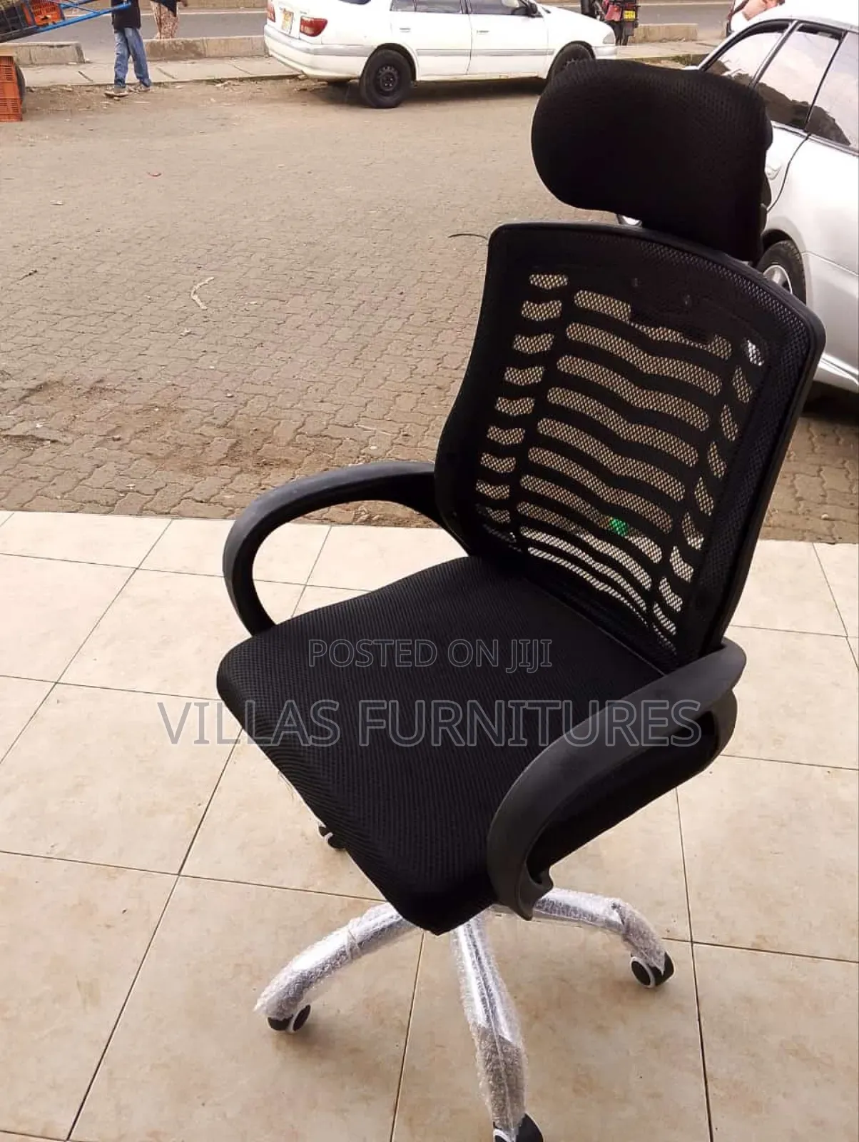 Headrest Chair