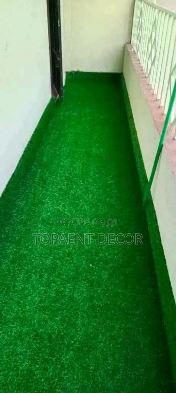 Neat Balcony Artificial Grass Carpet - main view
