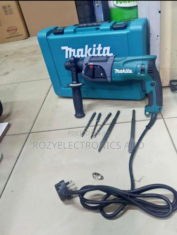 Makita Rotary Hammer Drill 800 Watts