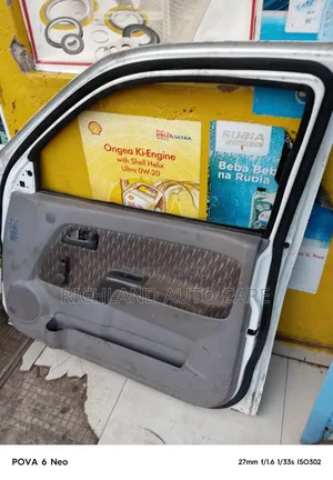 Isuzu Dmax Front Door Right