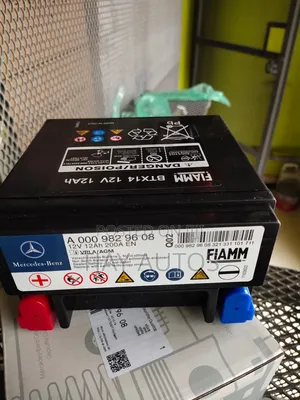 A0009829608 Mercedes E W212 S W222 Auxiliary Battery