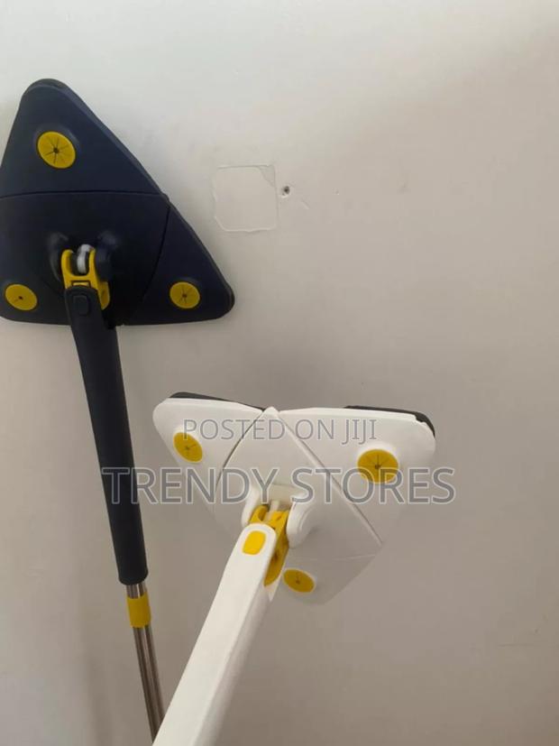 Rotatable Triangular Mop