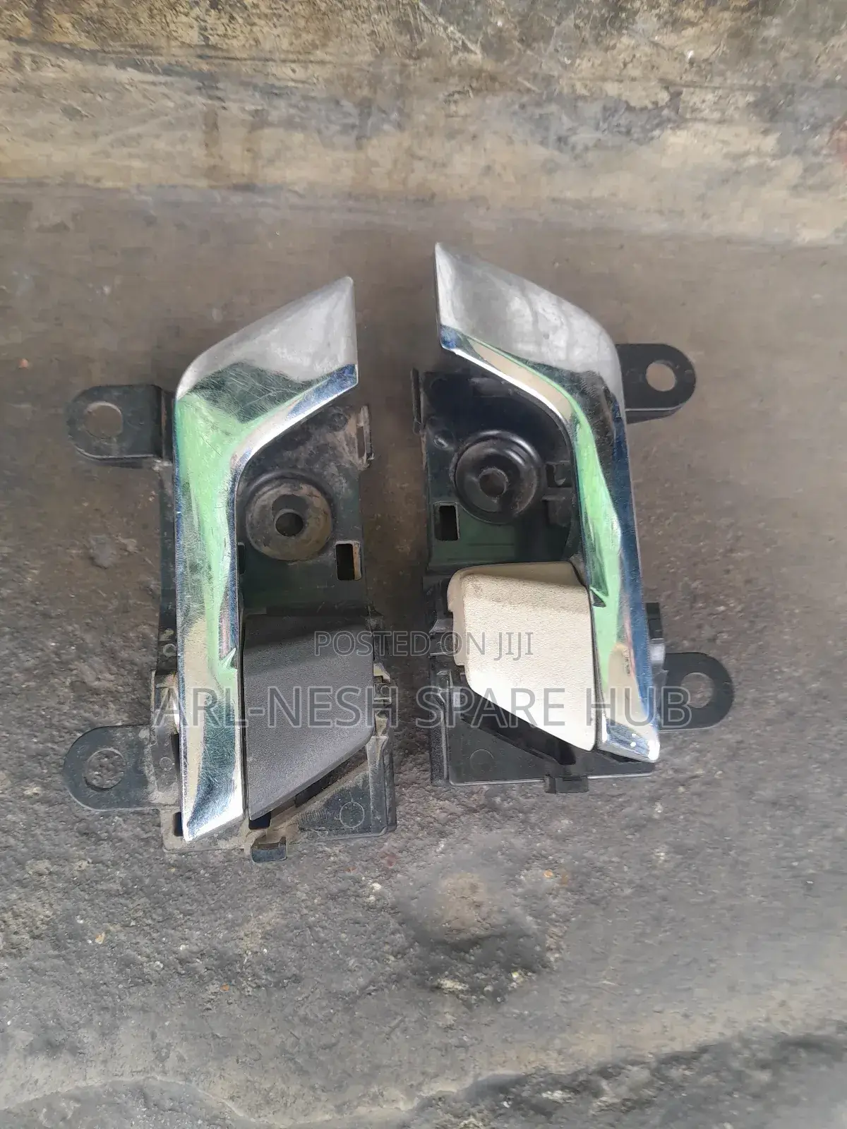 Toyota Voxy 2015 Inside Door Handles