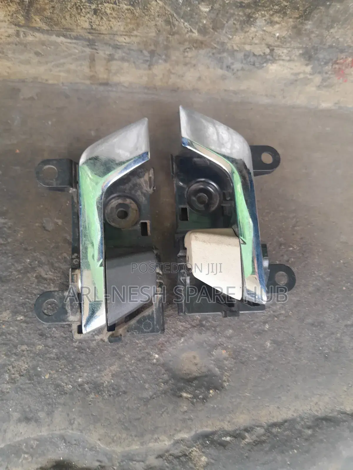 Toyota Voxy 2015 Inside Door Handles