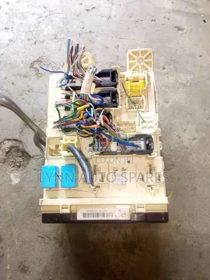 Toyota Harrier 240 Fuse Box Complete