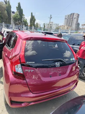 Honda Fit 2017 Pink