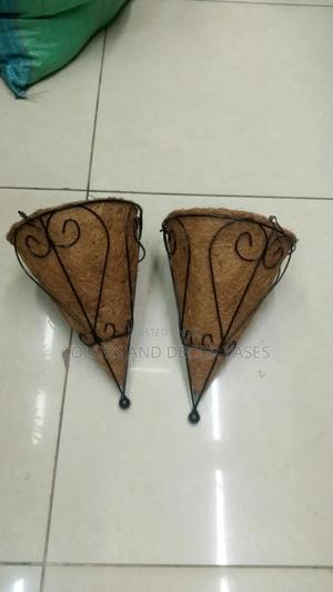 Outdoor Decor Hanging Vase - thumbnail 2