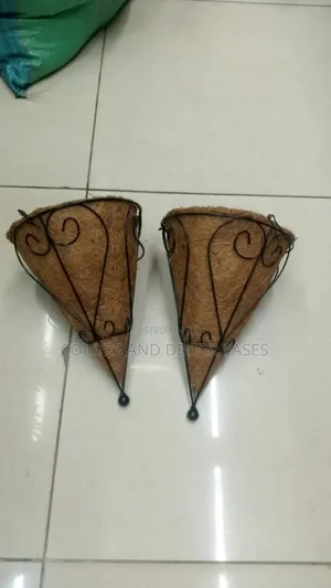 Outdoor Decor Hanging Vase