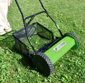 12" Manual Push Lawn Mower - thumbnail 2
