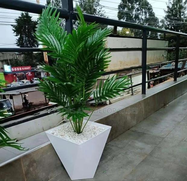 Outdoor Decor for Restaurants and Hotels