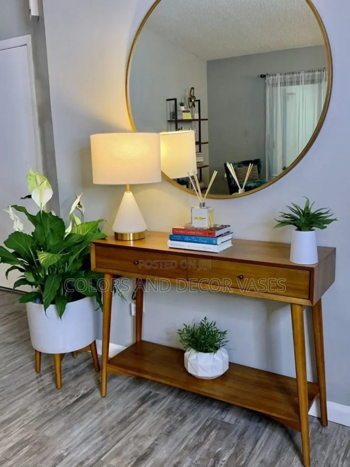 Interior Decor Console Table and Mirrors
