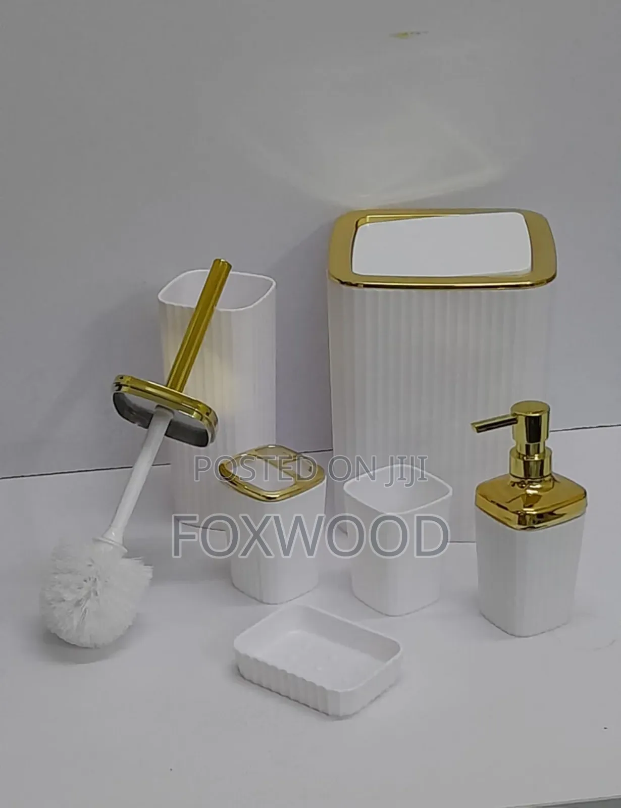 6 in 1 Bathroom Accessories Set.