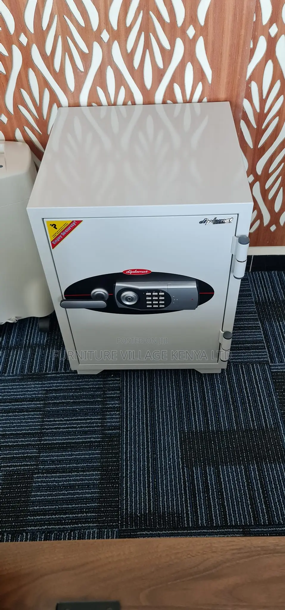 Safe -80kgs Diplomate Fireproof Safe