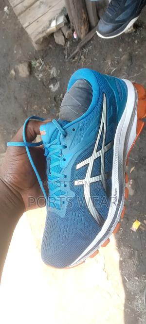 Best Running Shoes - thumbnail 2