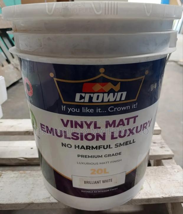 Crown Vinyl Matt Emulsion Luxury 20 Litres.