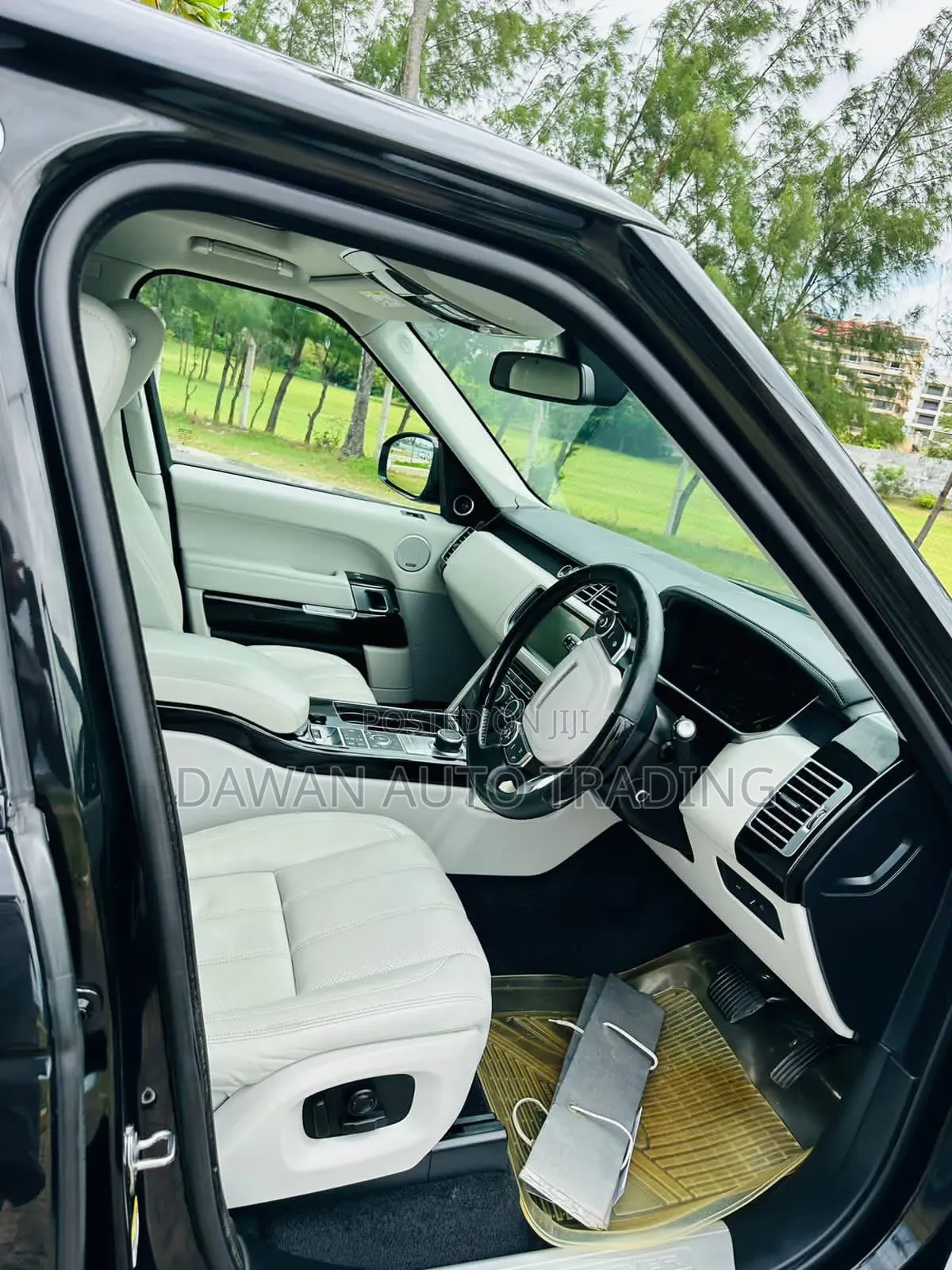 Land Rover Range Rover Vogue 2016 Gray