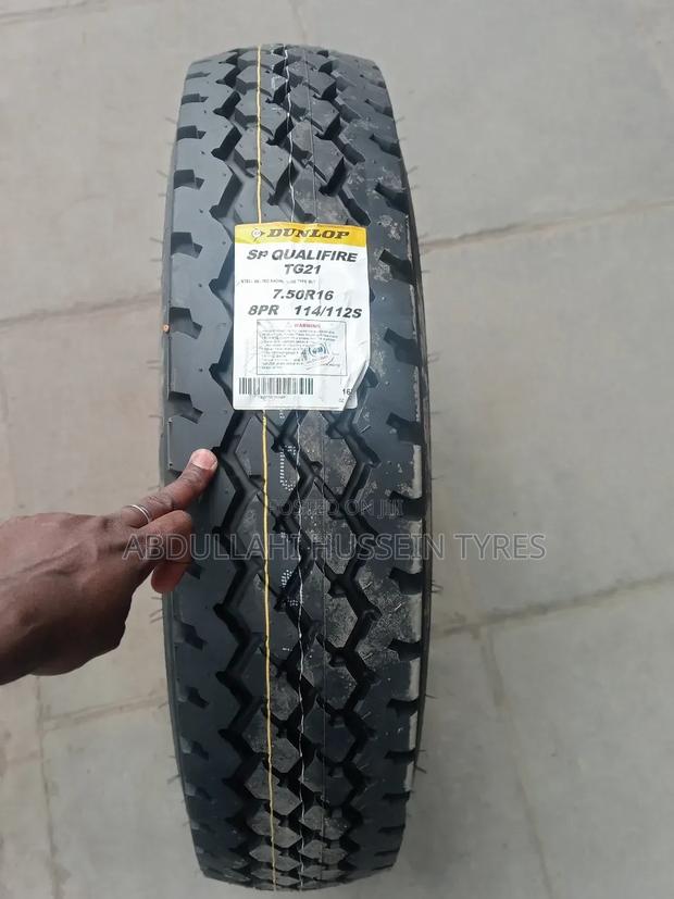 750 R16 DUNLOP Tyres