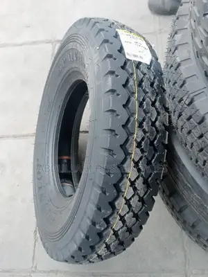 750 R16 DUNLOP Tyres