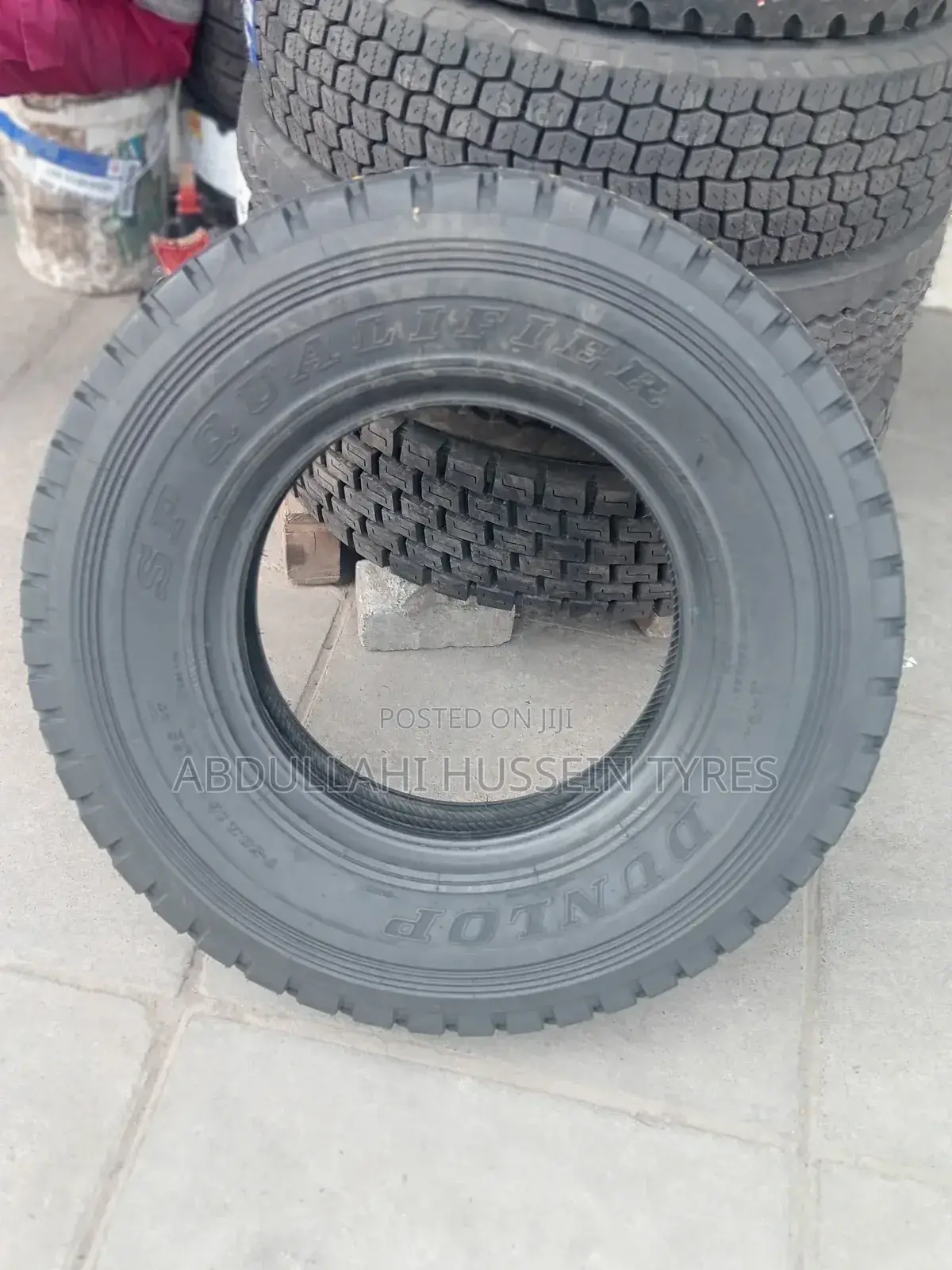 750 R16 DUNLOP Tyres