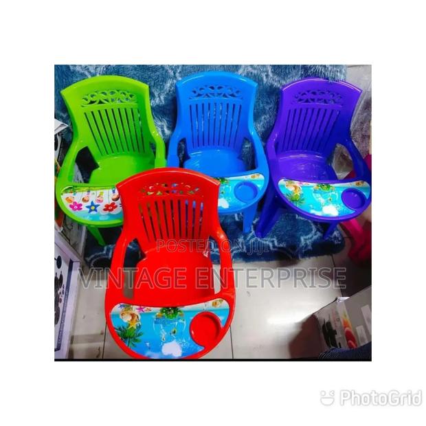 Kids Feeding Chair - main view