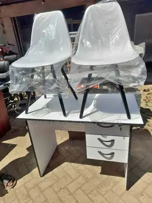 Ofnice Desk