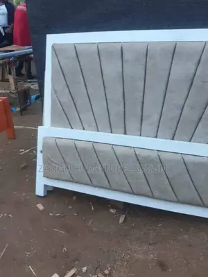 Cream Chester Bed