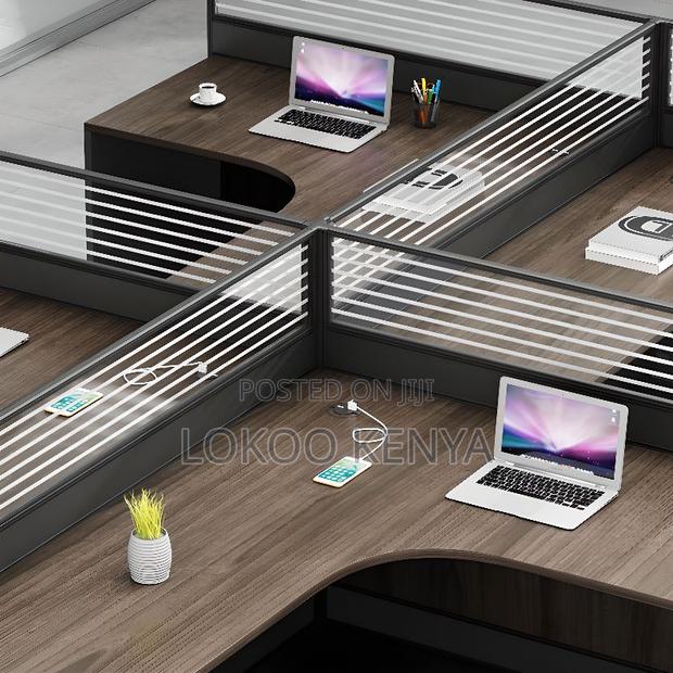 Workstation ;4-Way Modular Curved Workstation - thumbnail 3