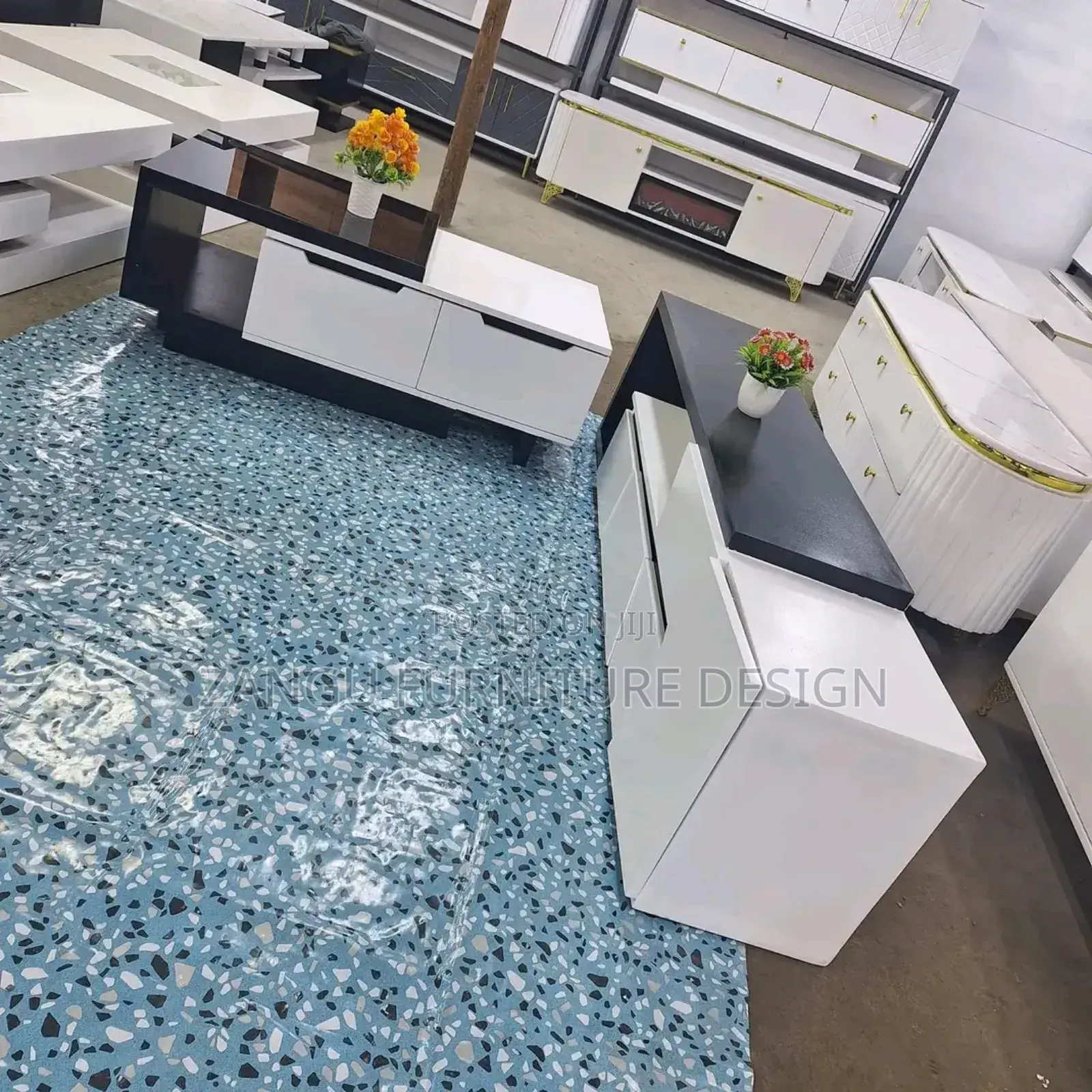 Mmodern TV Stands in White