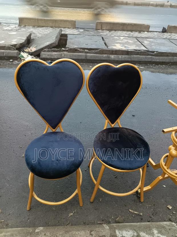 Manicure Love Seats, Black  - main view