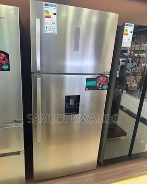 Hisense Top Mount Fridge 510l With Water Dispenser Ref510dr