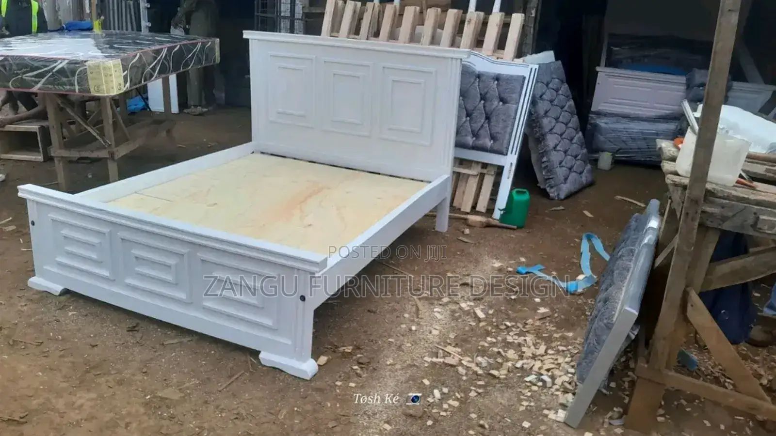 White Board Bed 5*6