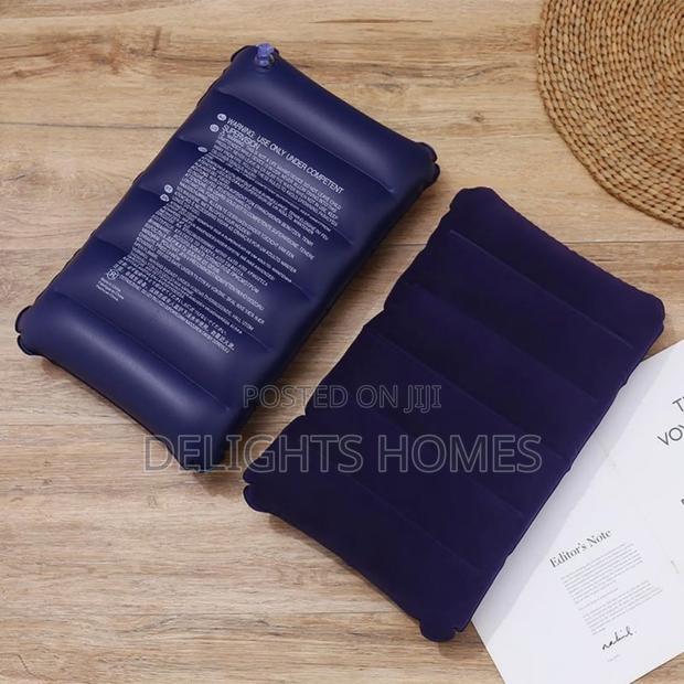 INTEX Foldable, Portable Inflatable Pillow-Hog - thumbnail 2